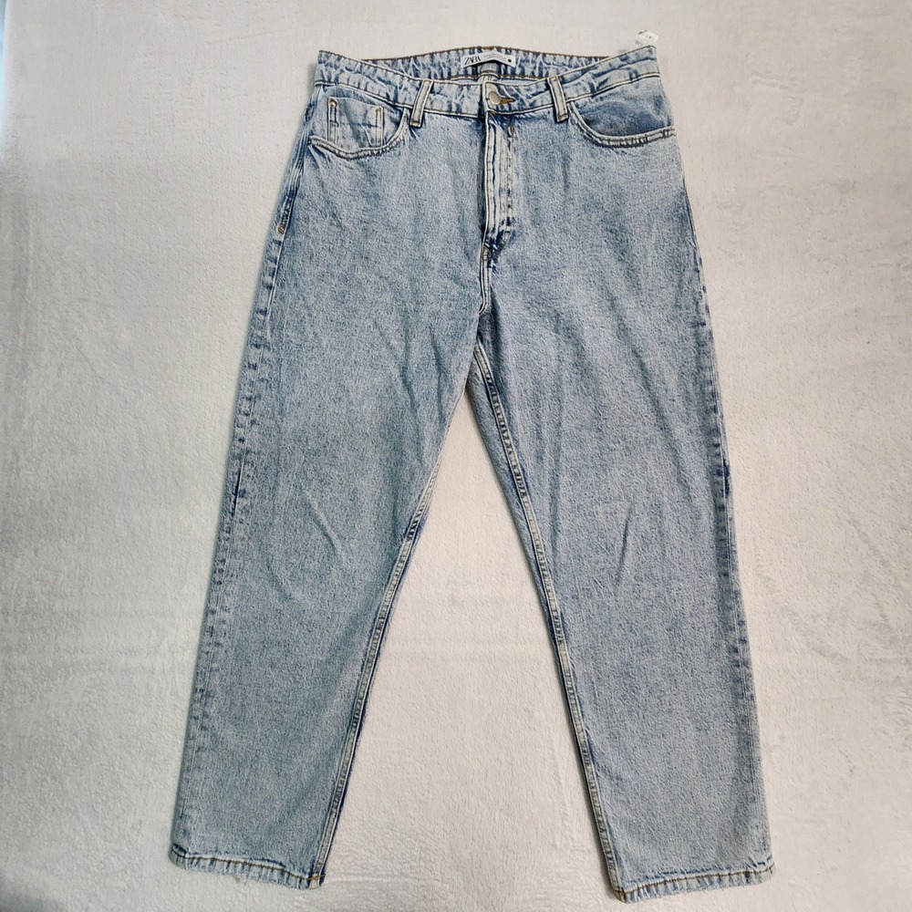 Zara Mom Jeans Womens 12 Light Wash Blue Denim High Rise Tapered Leg 34W 28L